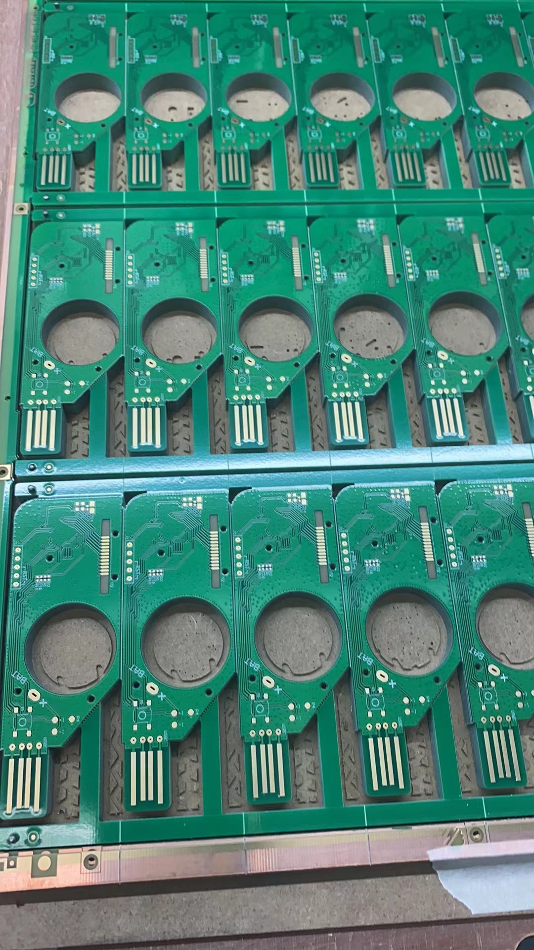 8层二阶PCB耳机板